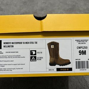 Brand new carhartt steel toe boots